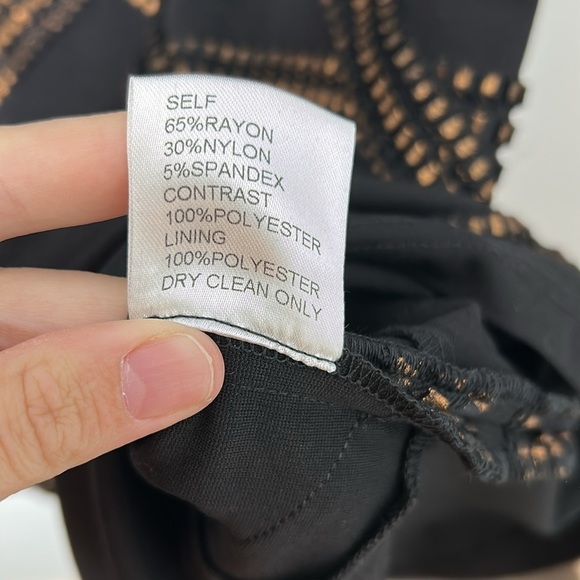 Tadashi Shoji Foil Print Banded Asymmetrical Detail Jersey Sheath Dress - Picture 5 of 8